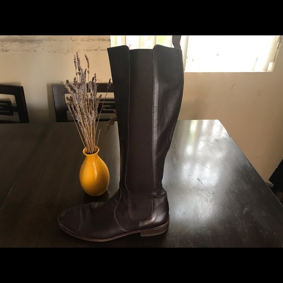 Leather boots - Picture 2 of 3